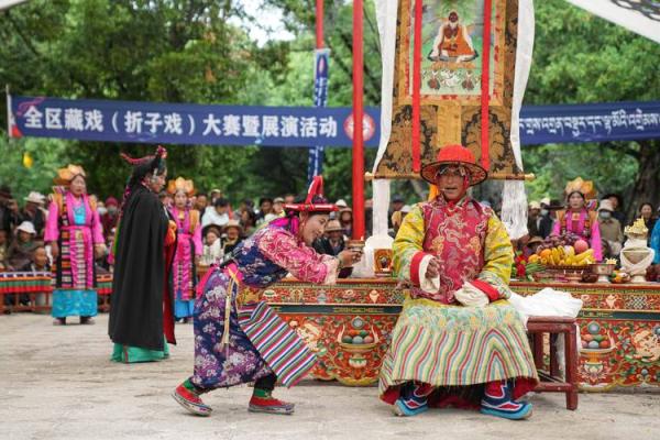 藏族雪顿节：美食狂欢、祈福祝安，感悟藏族文化